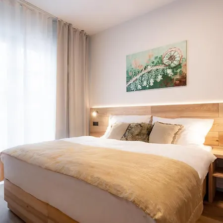 Aurum A Aparthotel