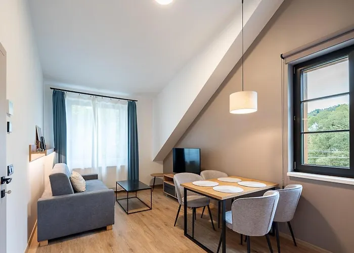 Aurum 4*